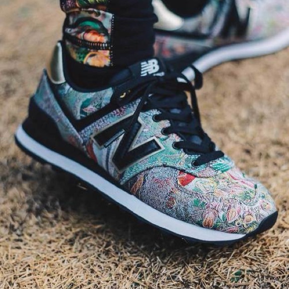 New Balance 574 - Picture 3 of 12